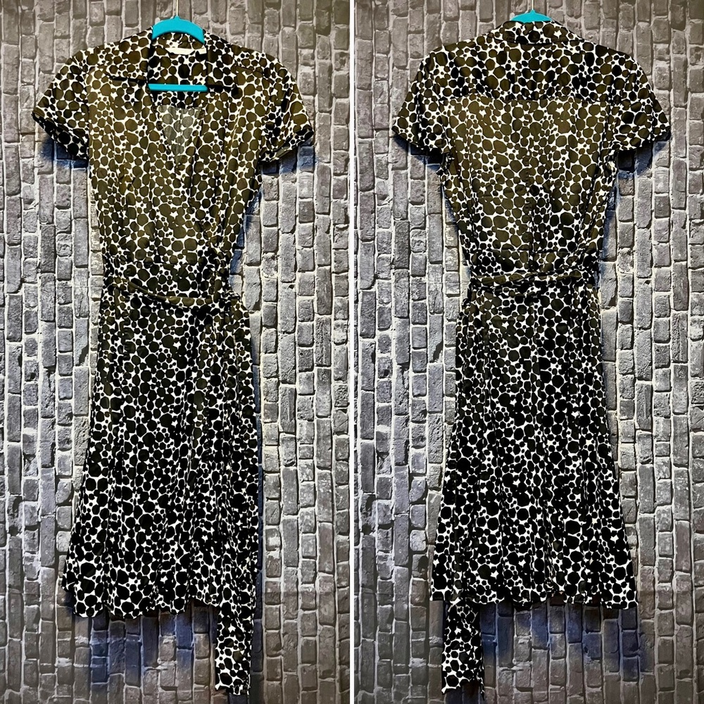 Geometric Print Wrap Dress